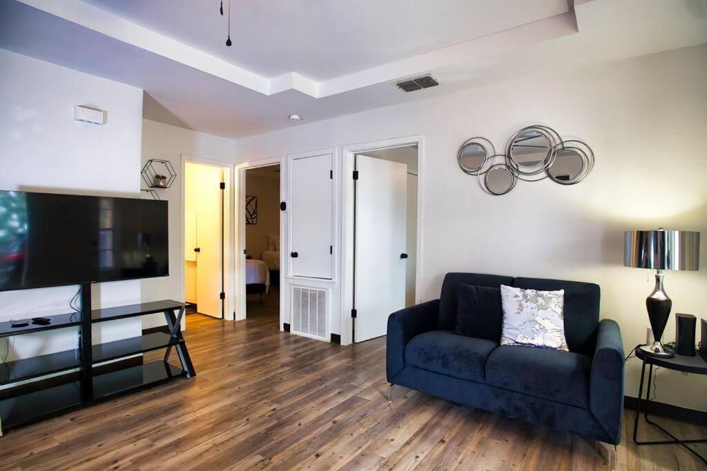 Chic & Cozy 2 Bedroom - 1 Bathroom - Rated Best Eagle Pass Eksteriør bilde