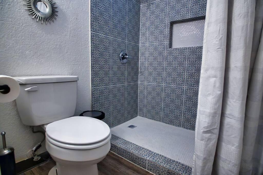 Chic & Cozy 2 Bedroom - 1 Bathroom - Rated Best Eagle Pass Eksteriør bilde